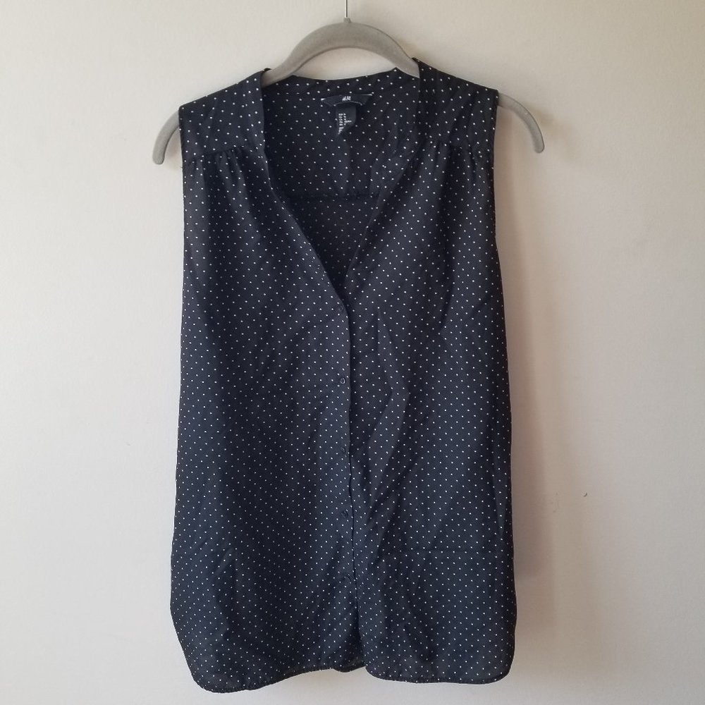 Black and White H&M Sleeveless Top